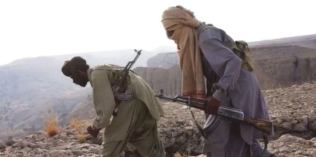 نوشکی:لیویز تھانے پر مسلح افراد کا قبضہ، بلوچستان کے مختلف علاقوں میں ناکہ بندی اور دستی بم دھماکوں کی اطلاعات