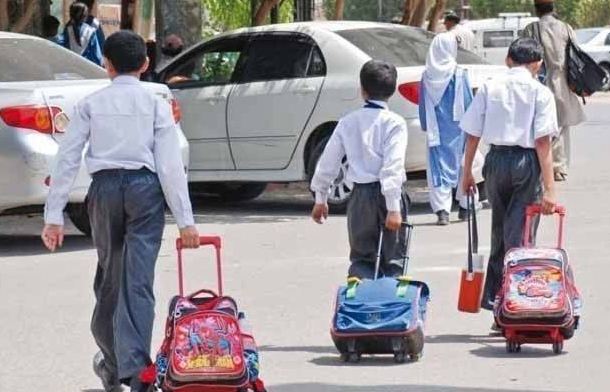 یوم تکبیر پر پنجاب بھر کے اسکولز کھلے رہیں گے