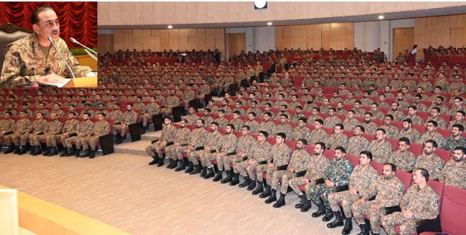 پاکستان کو کوئی جھکا نہیں سکتا، آرمی چیف کا کوئٹہ میں دوٹوک اعلان