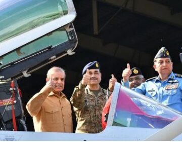"پاک فضائیہ نے دشمن کے چودہ طبق روشن کر دیے — شہباز شریف"