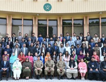 پاکستان کی سالمیت پر آنچ آئی تو فولادی ہاتھ سے جواب دینگے،آرمی چیف