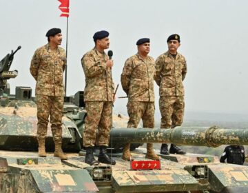 پاکستان پر حملے کا مطلب تباہ کن جواب ہوگا، آرمی چیف کی وارننگ