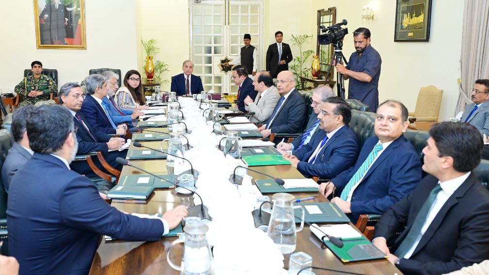 پاکستان بنے گا آئی ٹی سپر پاور، وزیراعظم کا نوجوانوں کیلئے انقلابی منصوبہ