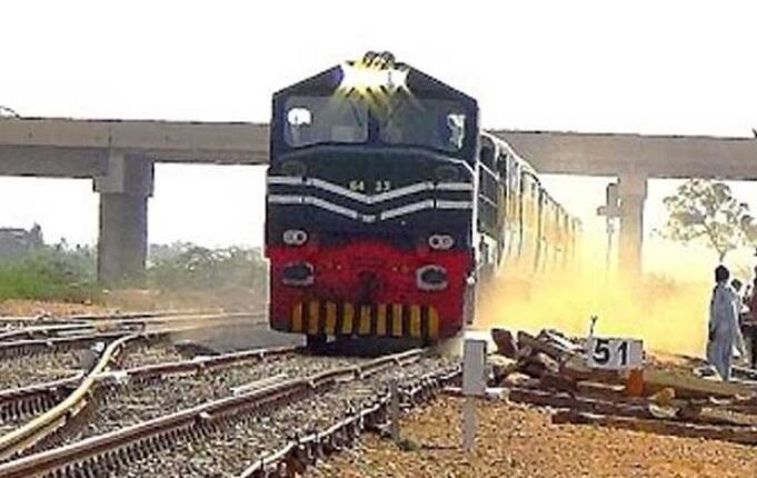 بولان کے سائے میں خطرہ، کوئٹہ سے چلنے والی تمام ٹرینیں اچانک بند