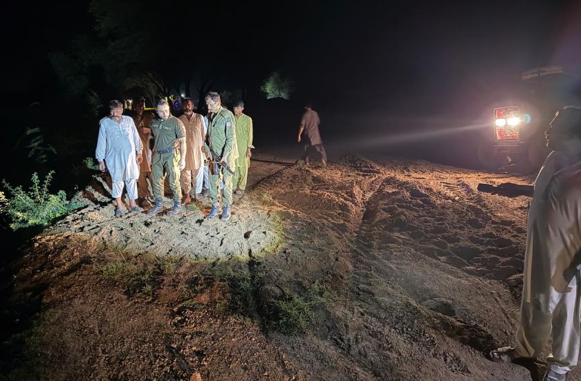 نارووال میں سیلاب، متاثرین کھلے آسمان تلے رہنے پر مجبور