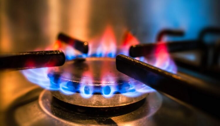 نئے گیس کنکشن کی منظوری، لیکن حلف دو: "قیمت نہیں چیلنج کرینگے