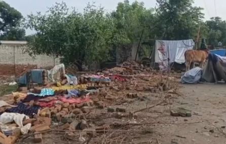 ڈی آئی خان میں طوفانی ہواؤں کے ساتھ موسلادھار بارش سے تباہی، 8 افراد جاں بحق