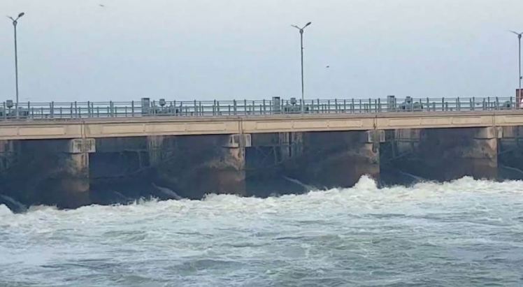 ستلج، راوی کے بعد چناب میں بھی بڑے سیلاب کی آمد