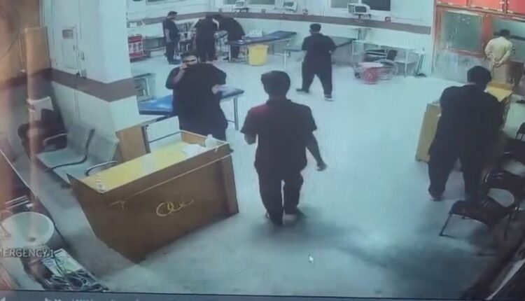 کوئٹہ ٹراما سینٹر میں مسلح افراد کا دھاوا، ڈاکٹرز کو سنگین دھمکیاں