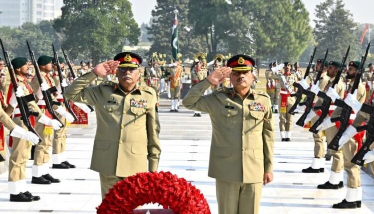 آرمی چیف سے جنرل ساحر شمشاد کی الوداعی ملاقات، خدمات کو خراجِ تحسین