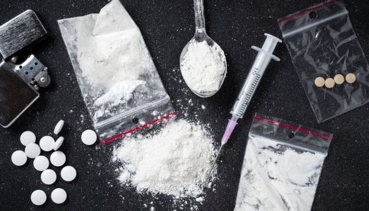 خیبرپختونخوا میں منشیات کے خلاف بڑی کارروائیاں، 15 گرفتار